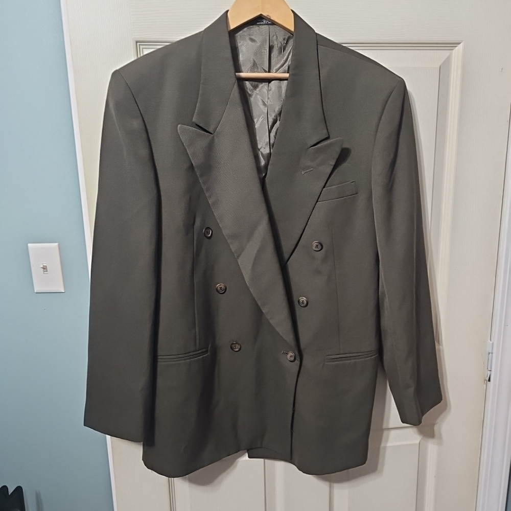 City Streets Custom Fit Taupe Brown Suit Blazer Size 42R Good PreOwned Condition